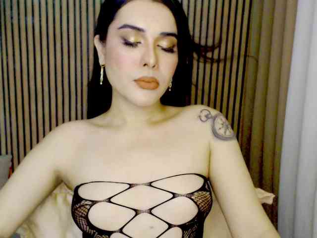 OhMyvinaaa Sex Cam Show