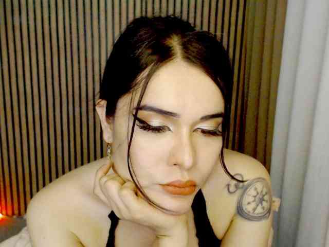 OhMyvinaaa Sex Cam Show
