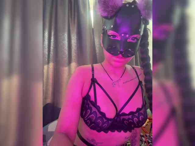 Lolobl webcam