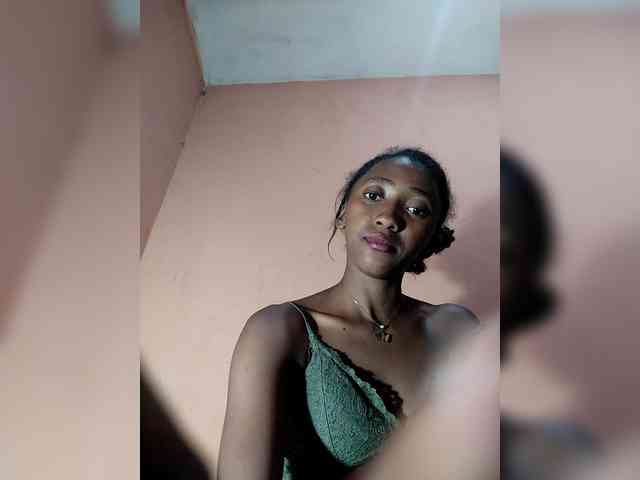 Artinah webcam