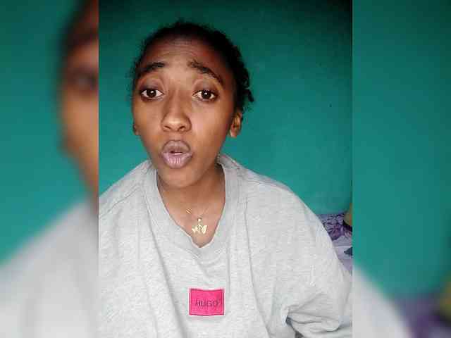Artinah webcam