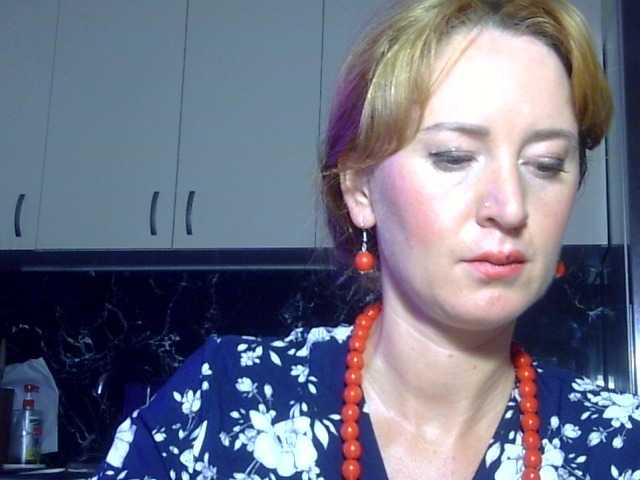 ErnaBernice live webcam show