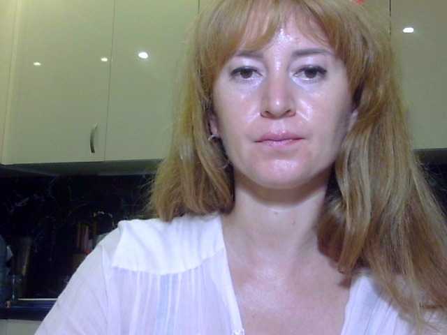 ErnaBernice live cam on BongaCams