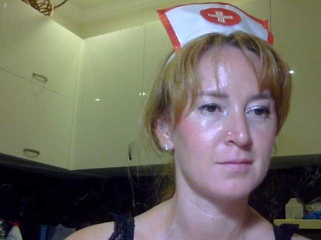 ErnaBernice live cam on BongaCams