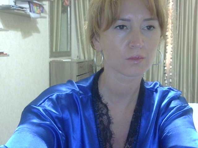ErnaBernice live webcam show
