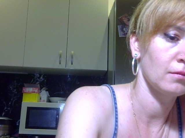 ErnaBernice live cam on BongaCams