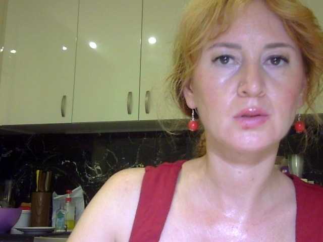 ErnaBernice live cam on BongaCams