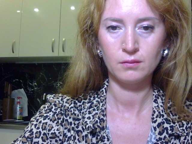 ErnaBernice live cam on BongaCams