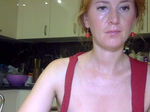 ErnaBernice live webcam show