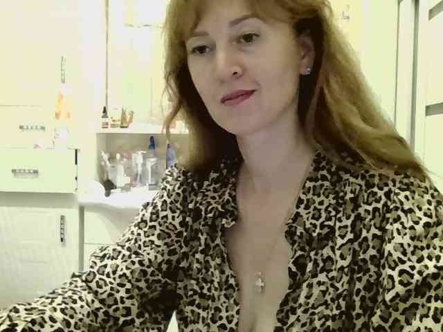ErnaBernice webcam