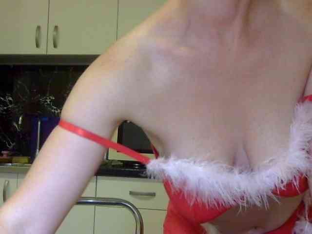 ErnaBernice webcam