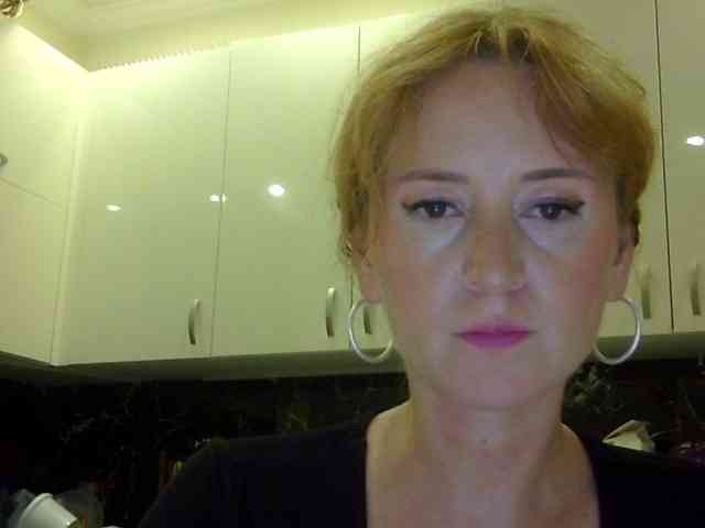 ErnaBernice webcam