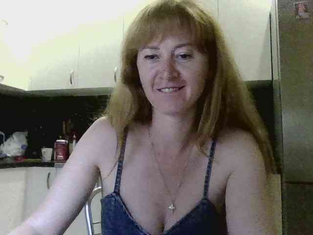 ErnaBernice webcam