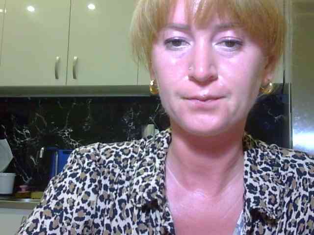 ErnaBernice webcam