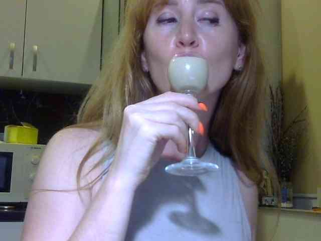 ErnaBernice webcam