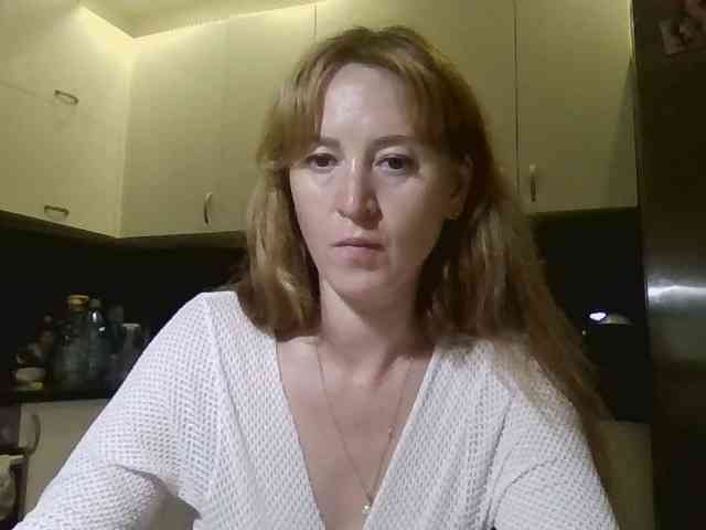 ErnaBernice webcam