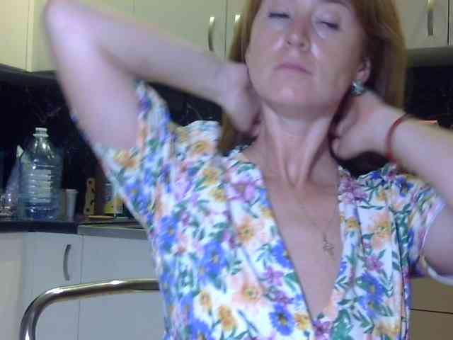ErnaBernice webcam