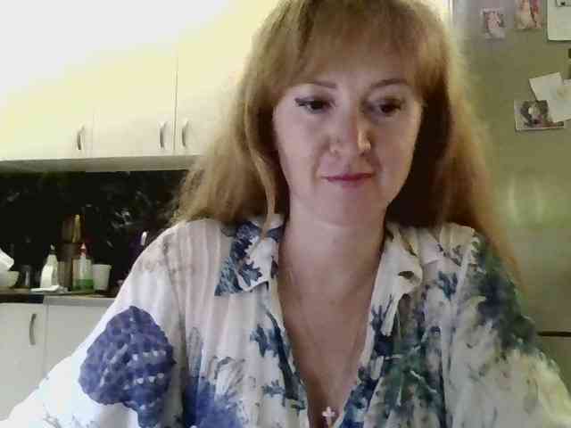 ErnaBernice webcam