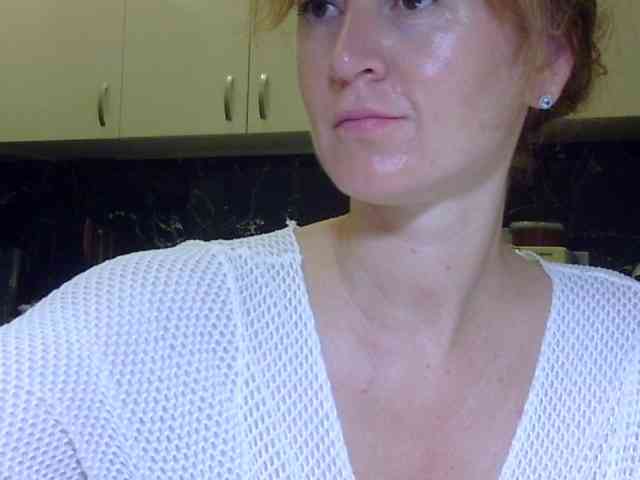 ErnaBernice webcam