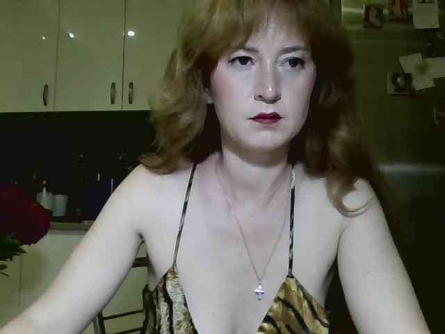 ErnaBernice webcam