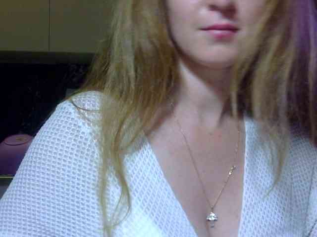 ErnaBernice webcam
