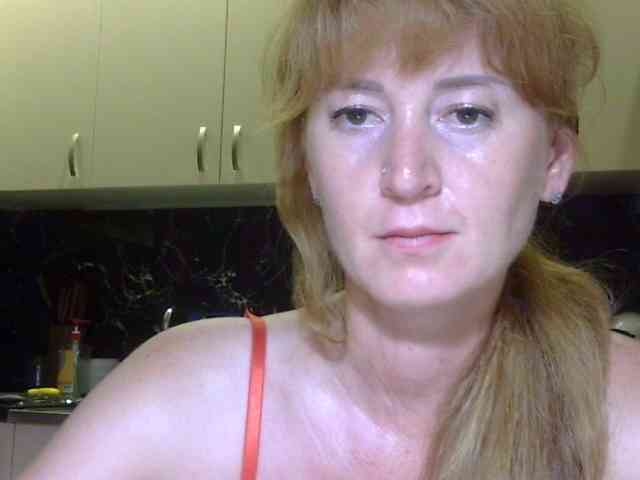 ErnaBernice webcam