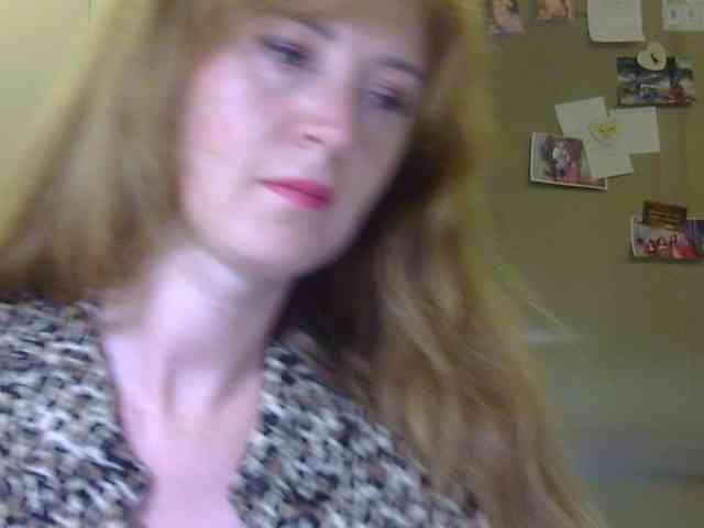 ErnaBernice webcam