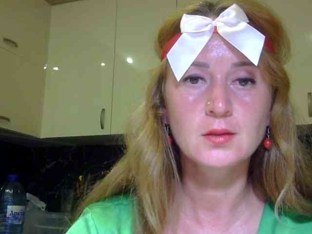 ErnaBernice webcam