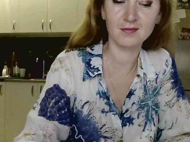 ErnaBernice webcam