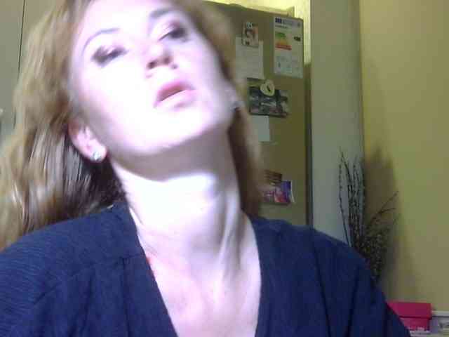 ErnaBernice webcam