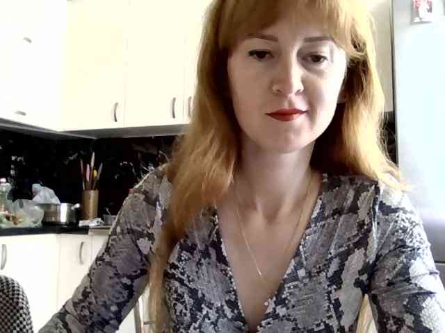 ErnaBernice webcam