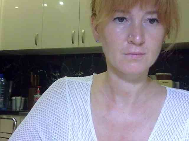 ErnaBernice webcam