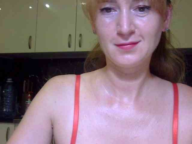 ErnaBernice webcam