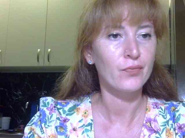 ErnaBernice webcam