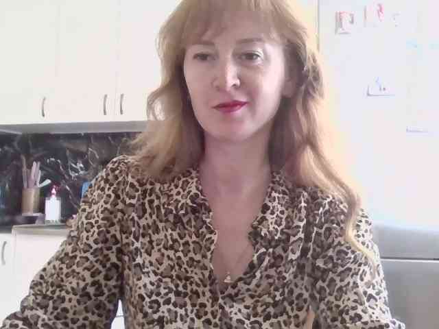 ErnaBernice webcam