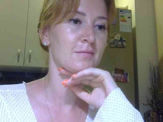 ErnaBernice webcam