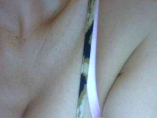 ErnaBernice webcam