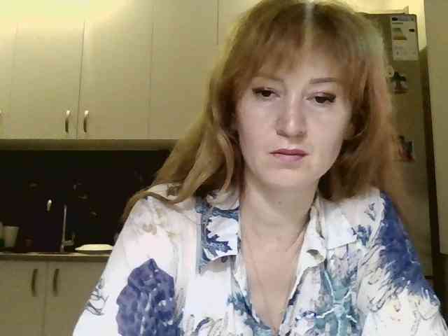 ErnaBernice webcam