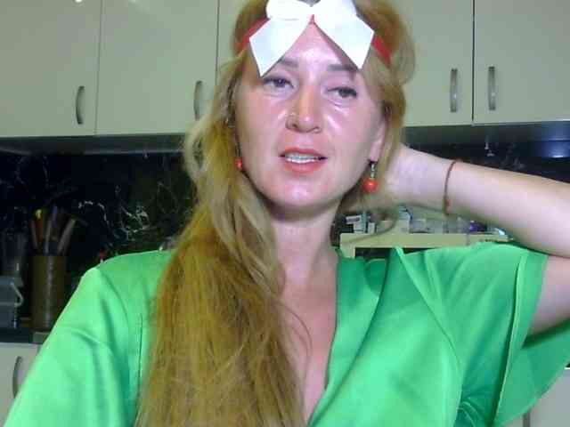 ErnaBernice webcam