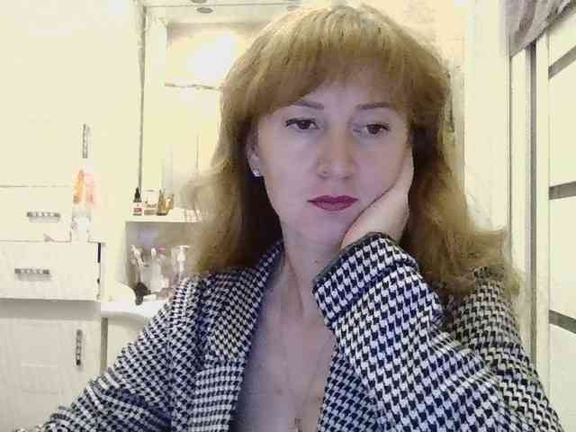 ErnaBernice webcam