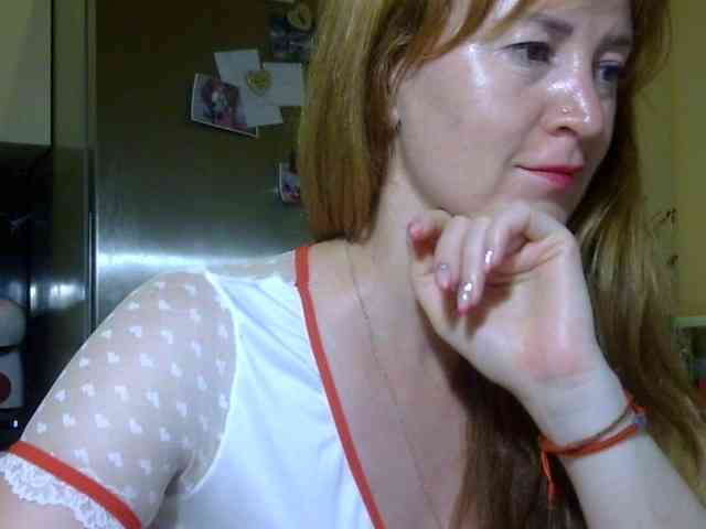 ErnaBernice webcam