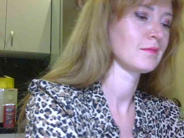 ErnaBernice webcam