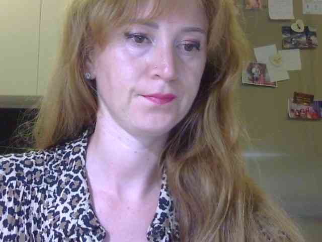 ErnaBernice webcam