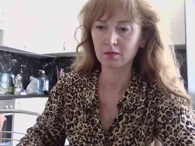 ErnaBernice webcam