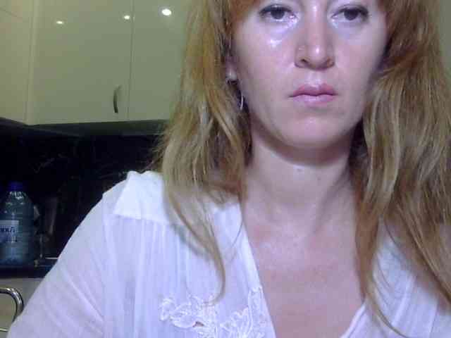 ErnaBernice webcam