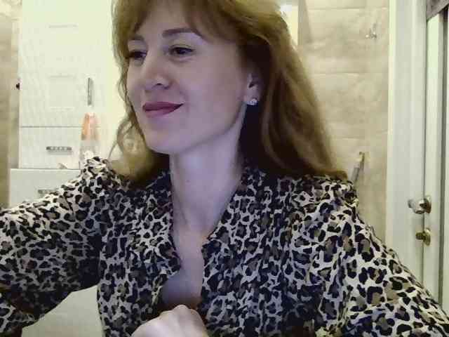 ErnaBernice webcam