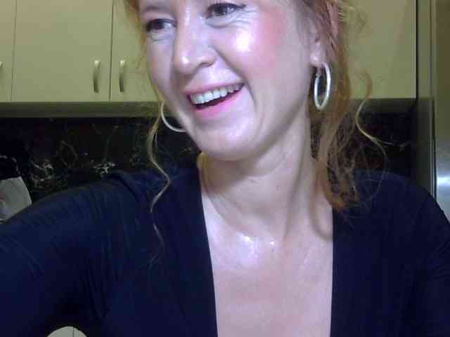 ErnaBernice webcam
