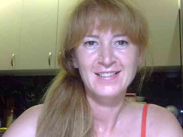ErnaBernice webcam