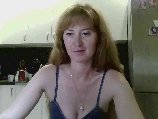 ErnaBernice webcam