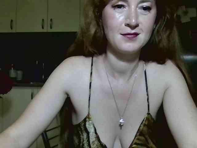 ErnaBernice webcam